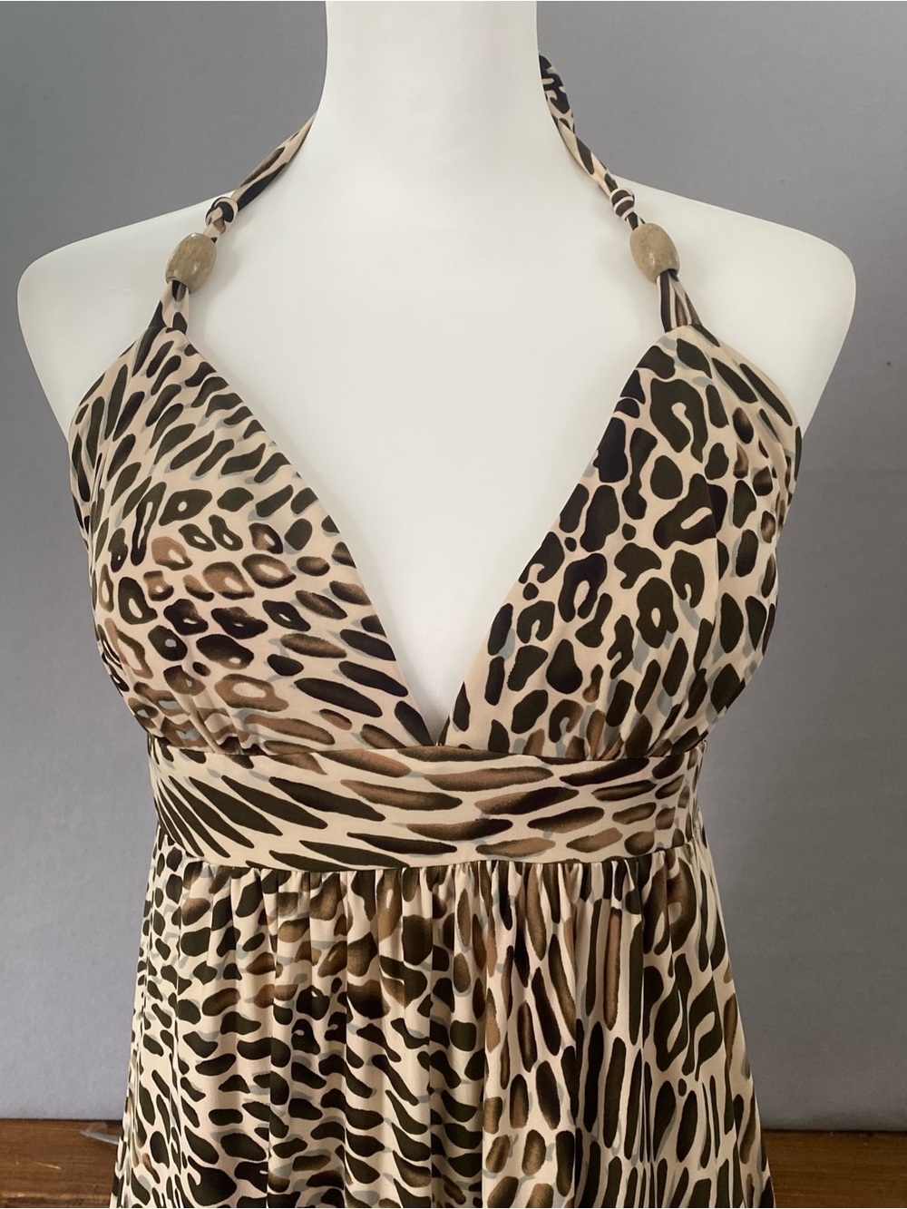 Alyn Paige Leopard Print Halter Maxi Dress Boho Safari Glam Size Small - Picture 2 of 12